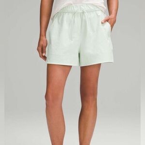 Lululemon Athletica Light Green Women's Shorts
